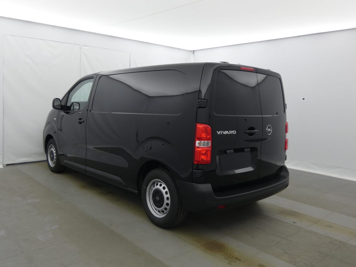 OPEL VIVARO FOURGON  TAILLE M BLUEHDI 145 S S EAT8