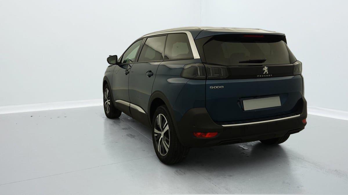 PEUGEOT 5008 PureTech 130ch S S EAT8 Allure Pack