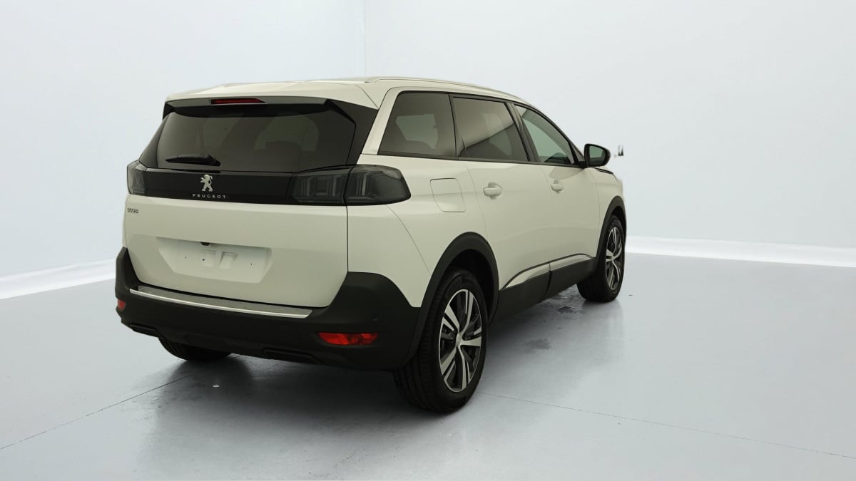 PEUGEOT 5008 PureTech 130ch S S EAT8 Allure Pack