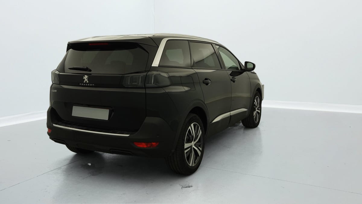 PEUGEOT 5008 Hybrid 136 e-DCS6 Allure Pack