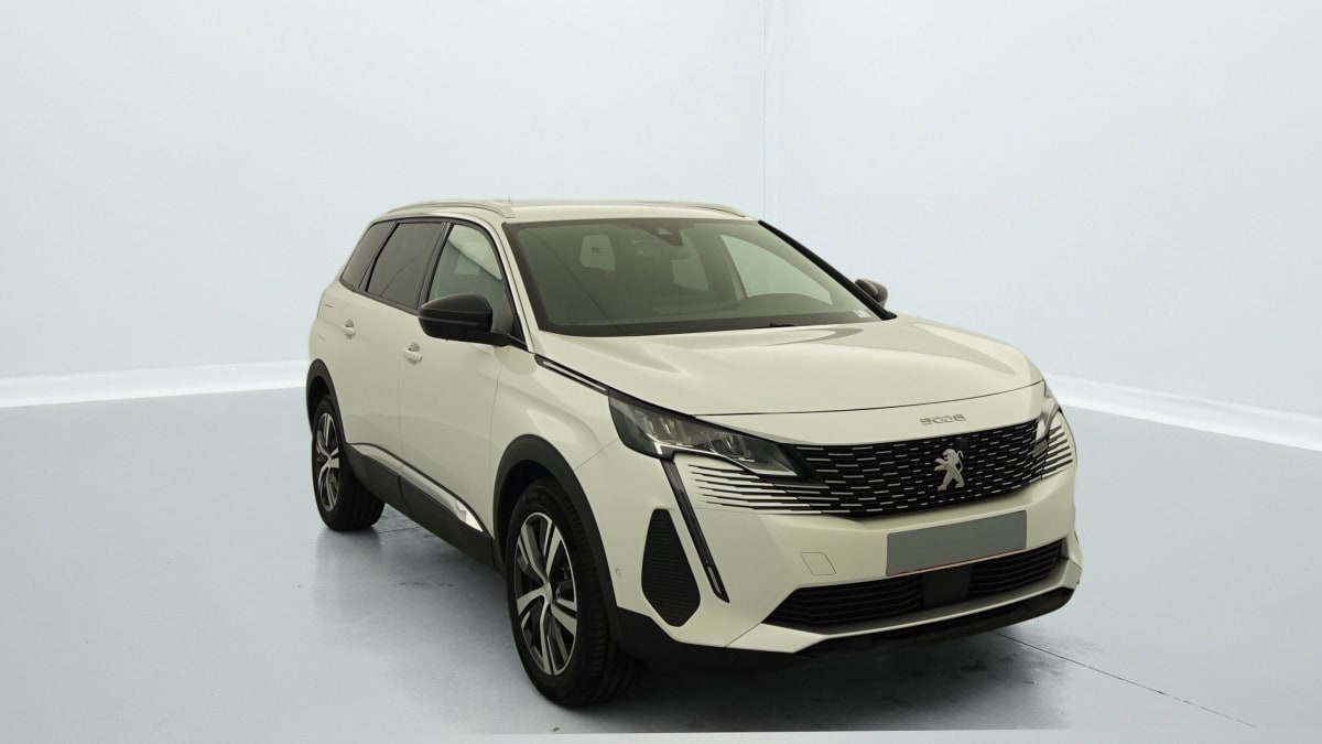 PEUGEOT 5008 Hybrid 136 e-DCS6 Allure Pack