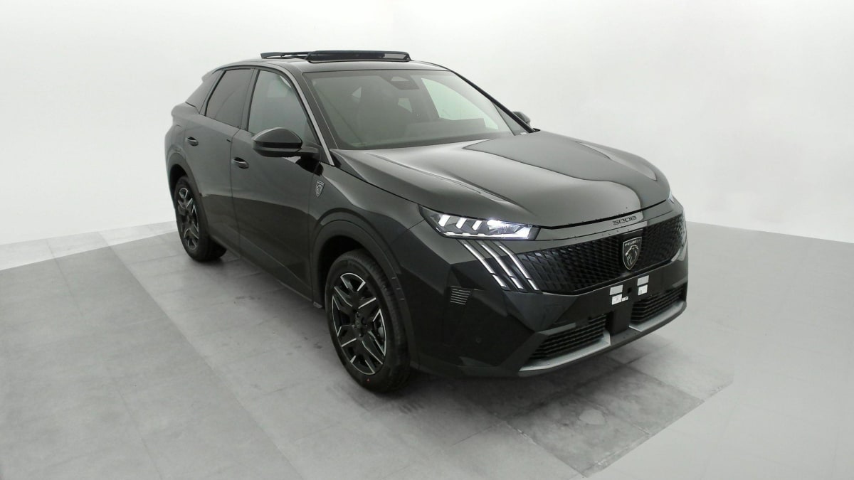 PEUGEOT 3008  HYBRID 136 E-DCS6 GT