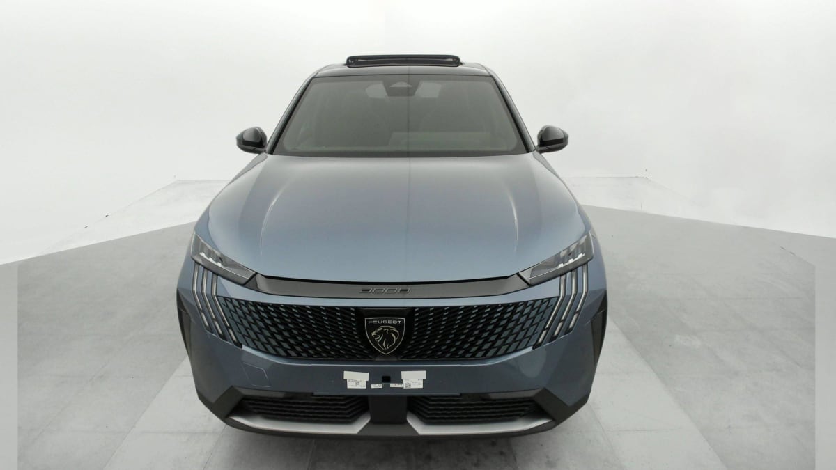 PEUGEOT 3008 Hybrid 136 e-DCS6 GT