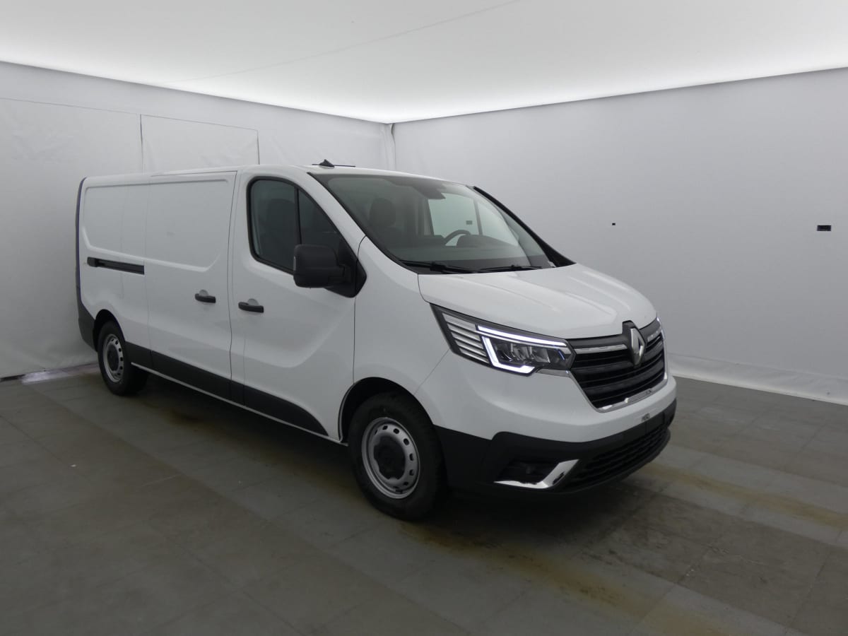 RENAULT TRAFIC L2H1 3000 KG BLUE DCI 150 CONFORT