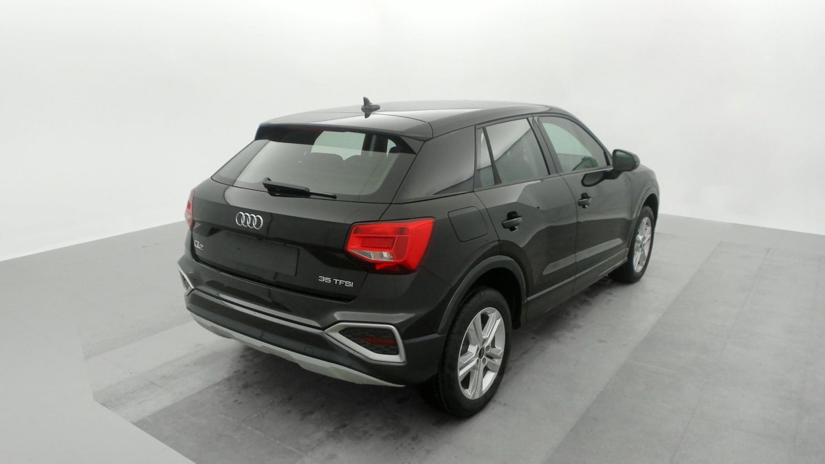 AUDI Q2 35 TFSI 150 S tronic 7 Design + Pack assistance stationnement + Sièges chauffants + Régulateur adaptatif