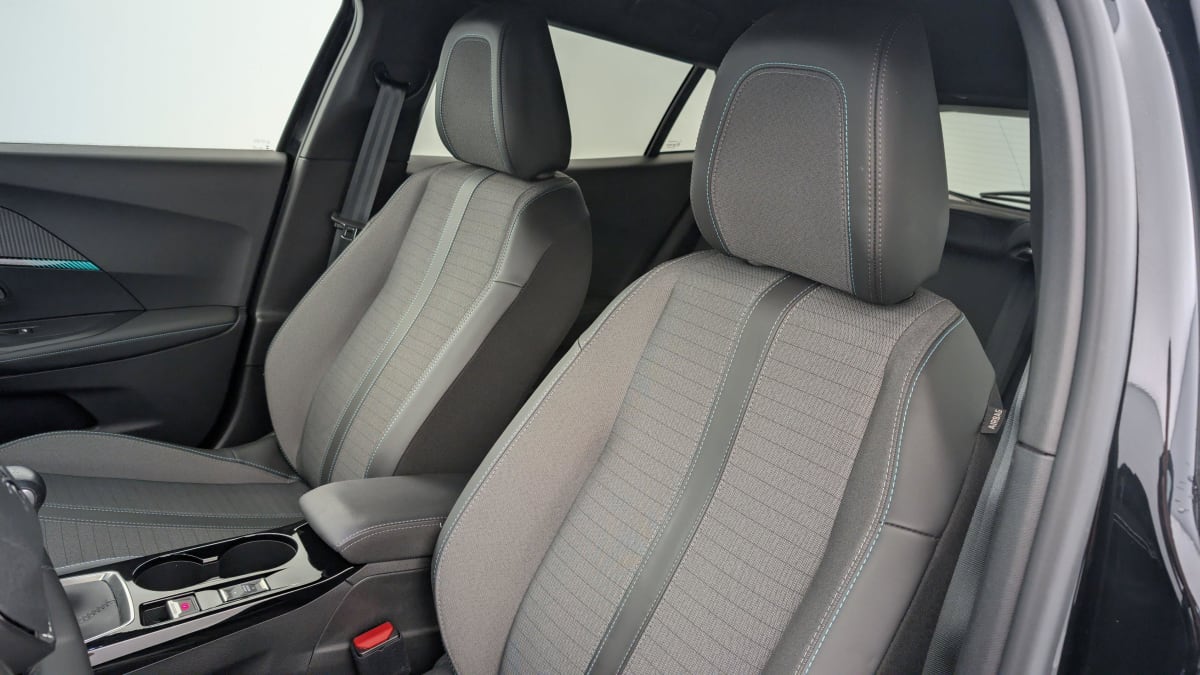 PEUGEOT 2008 PureTech 100 S S BVM6 Allure Pack