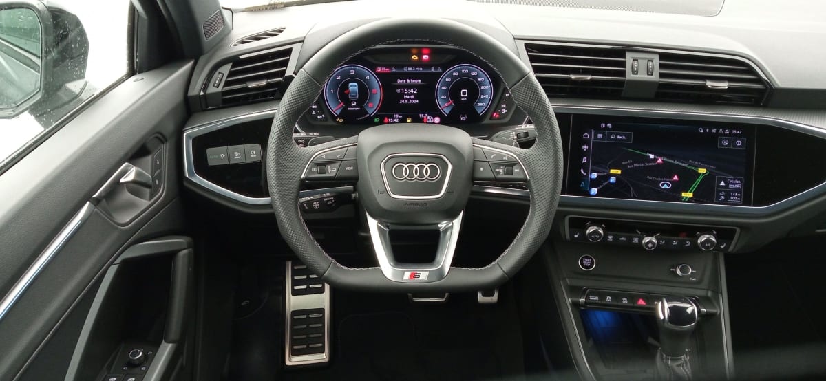 AUDI Q3 SPORTBACK 35 TDI 150 ch S tronic 7 Black Edition