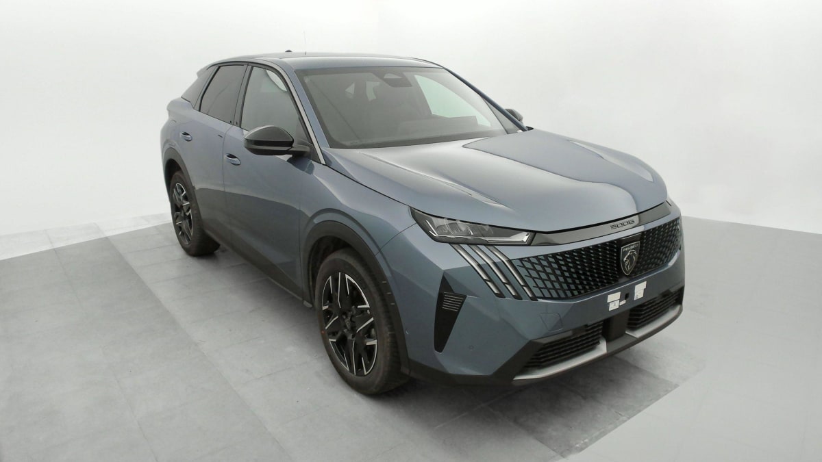 PEUGEOT 3008 Hybrid 136 e-DCS6 Allure