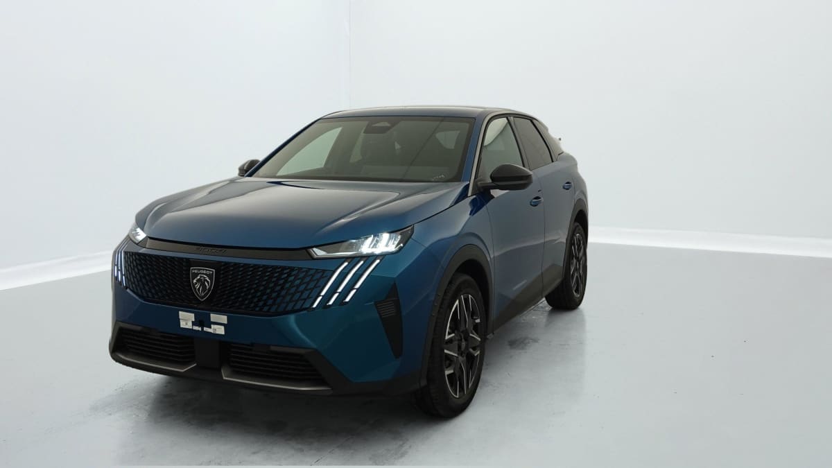 PEUGEOT 3008  HYBRID 136 E-DCS6 ALLURE