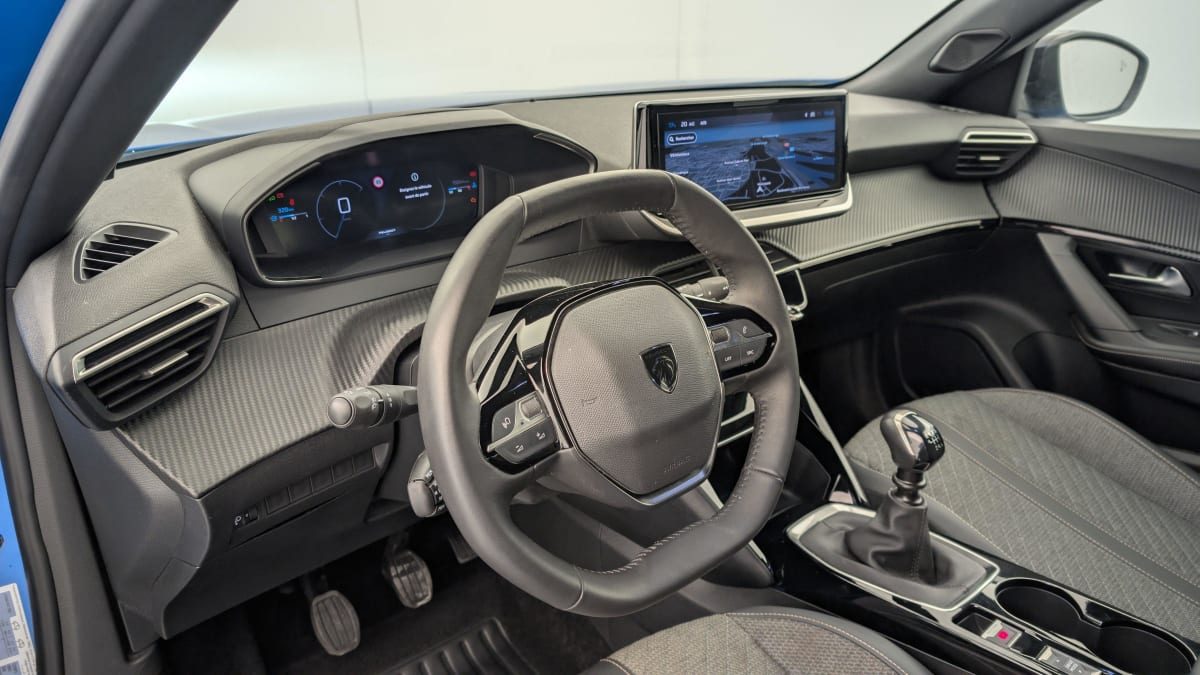 PEUGEOT 2008 PureTech 100 S S BVM6 Allure