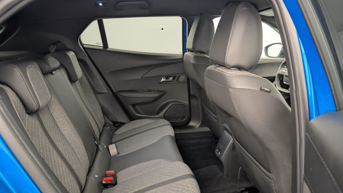 PEUGEOT 2008 PureTech 100 S S BVM6 Allure