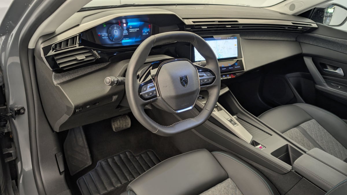 PEUGEOT 408 PureTech 130 ch S S EAT8 Allure