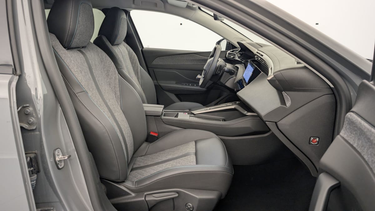 PEUGEOT 408 PureTech 130 ch S S EAT8 Allure