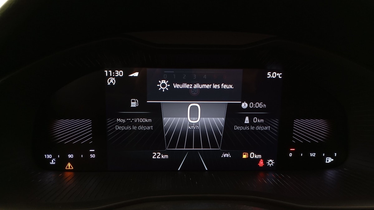 SKODA KAMIQ 1.0 TSI Evo 2 95 ch BVM5 Selection + Pack confort