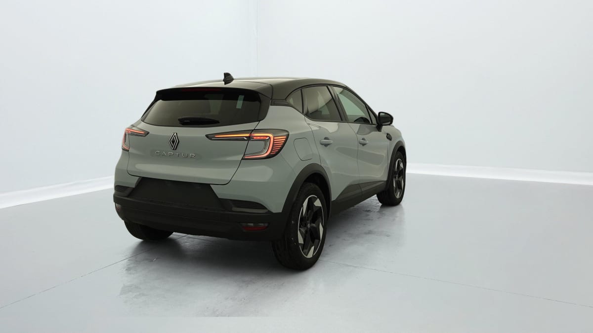 RENAULT CAPTUR NOUVEAU MILD HYBRID 140 TECHNO