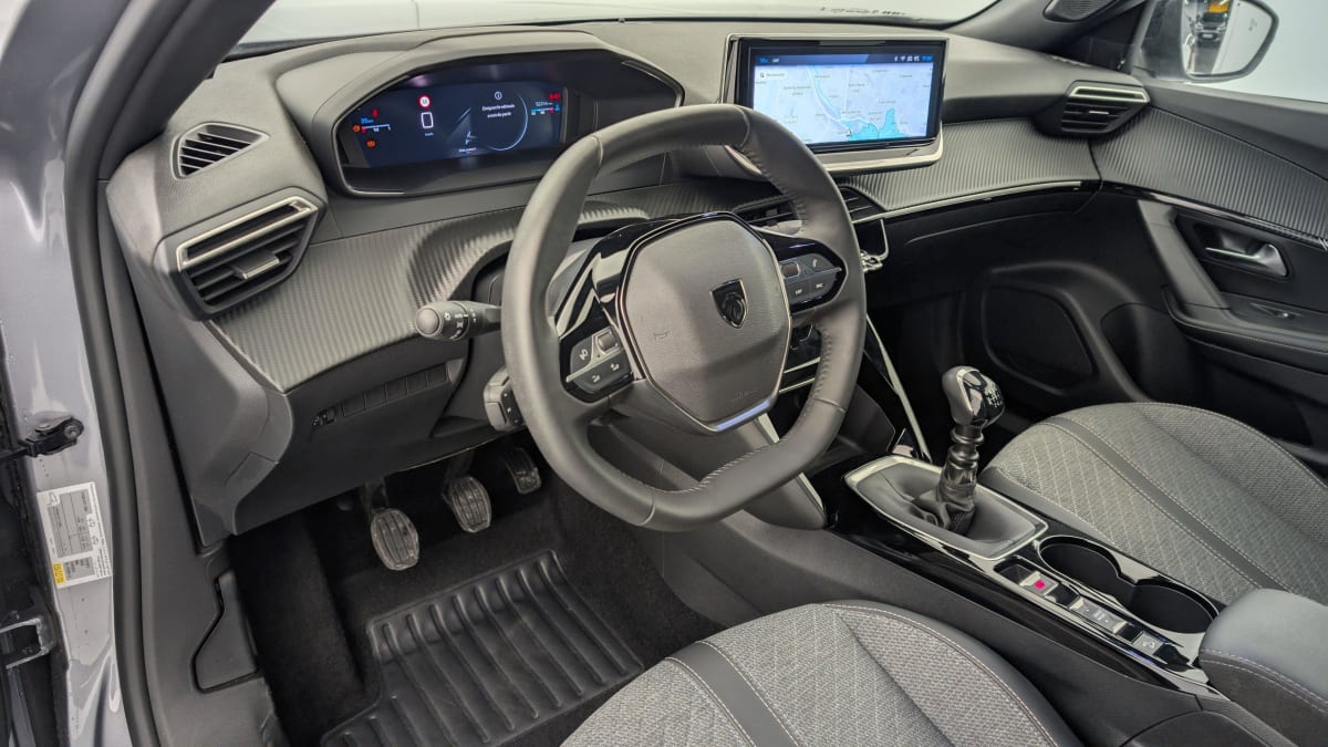 PEUGEOT 2008 PureTech 100 S S BVM6 Allure