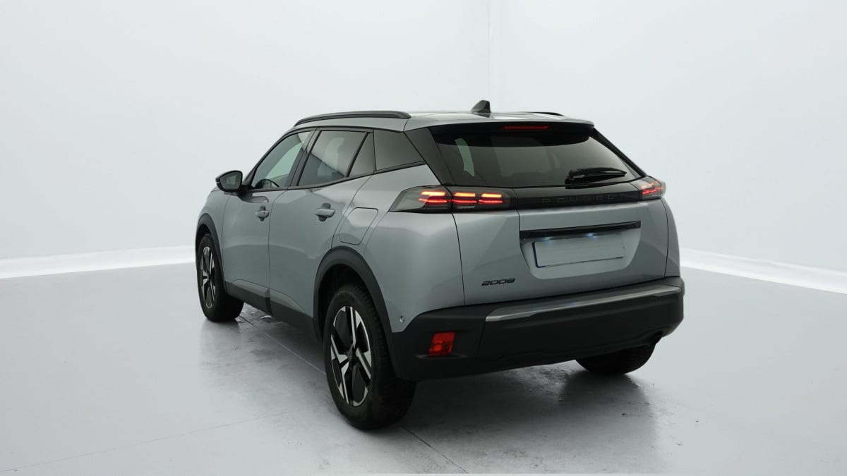 PEUGEOT 2008 PureTech 100 S S BVM6 Allure