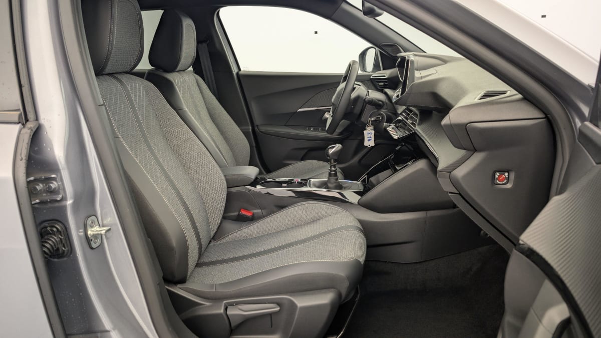 PEUGEOT 2008 PureTech 100 S S BVM6 Allure