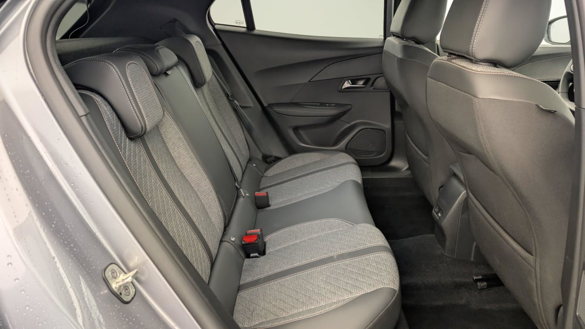 PEUGEOT 2008 PureTech 100 S S BVM6 Allure