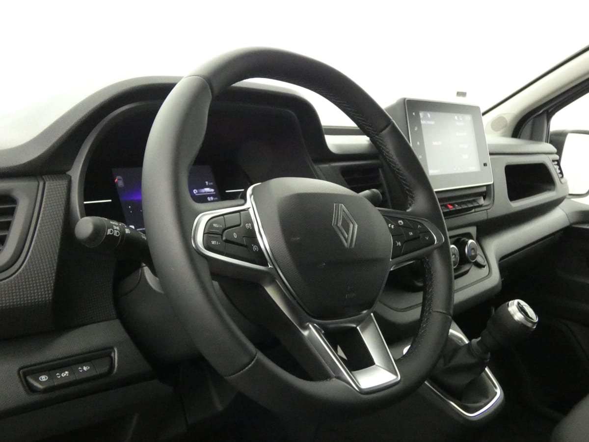 RENAULT TRAFIC L1H1 3T BLUE DCI 130 GSR2 ADVANCE
