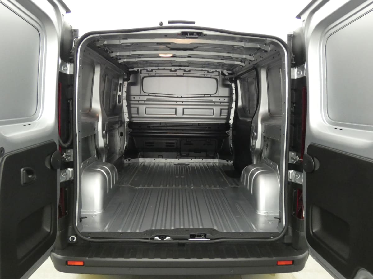RENAULT TRAFIC L1H1 3T BLUE DCI 130 GSR2 ADVANCE