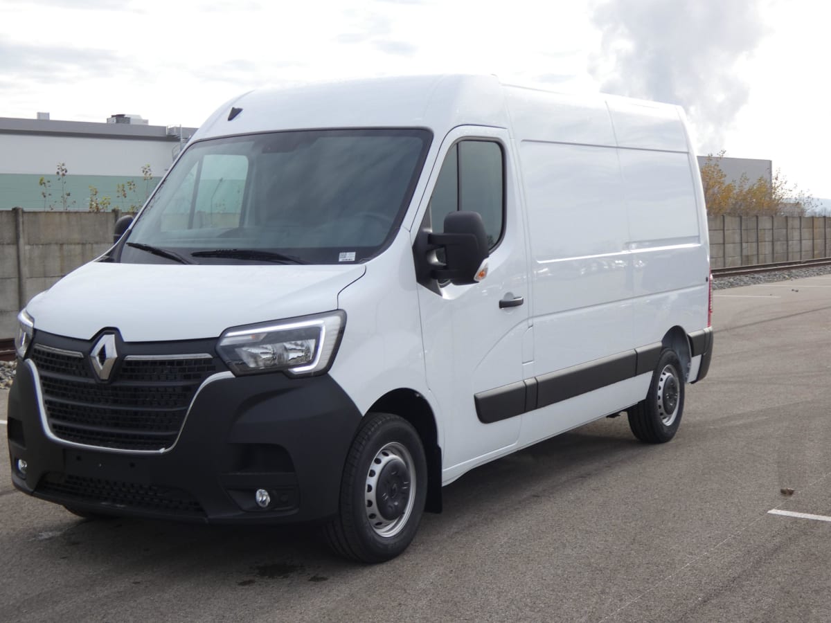 RENAULT MASTER TRAC F3500 L2H2 BLUE DCI 150 CONFORT