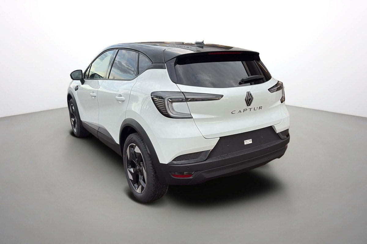 RENAULT CAPTUR NOUVEAU MILD HYBRID 140 TECHNO