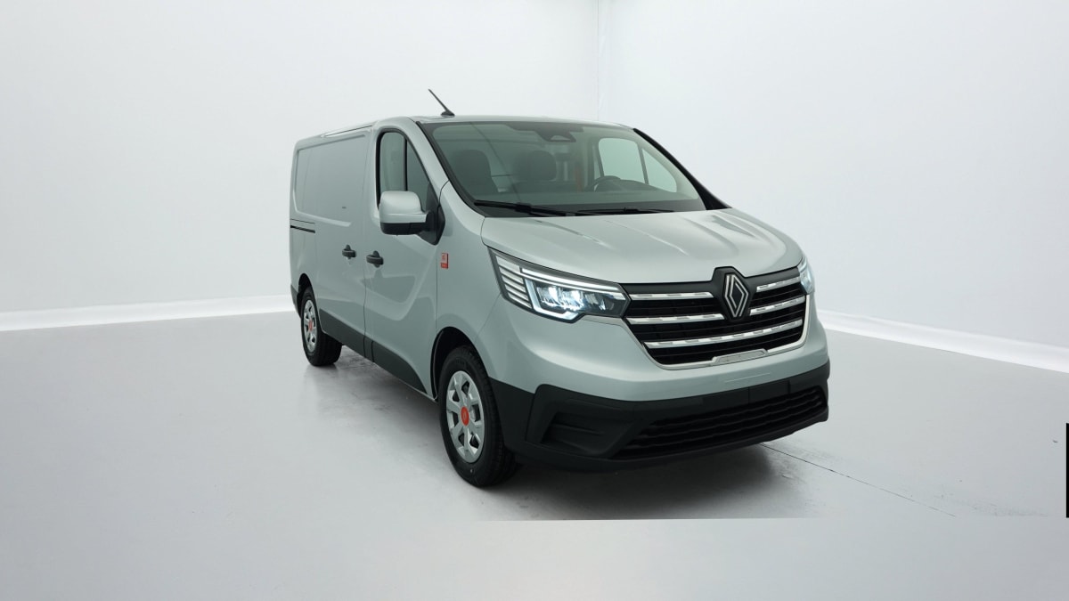 RENAULT TRAFIC L1H1 3T BLUE DCI 150 GSR2 ADVANCE