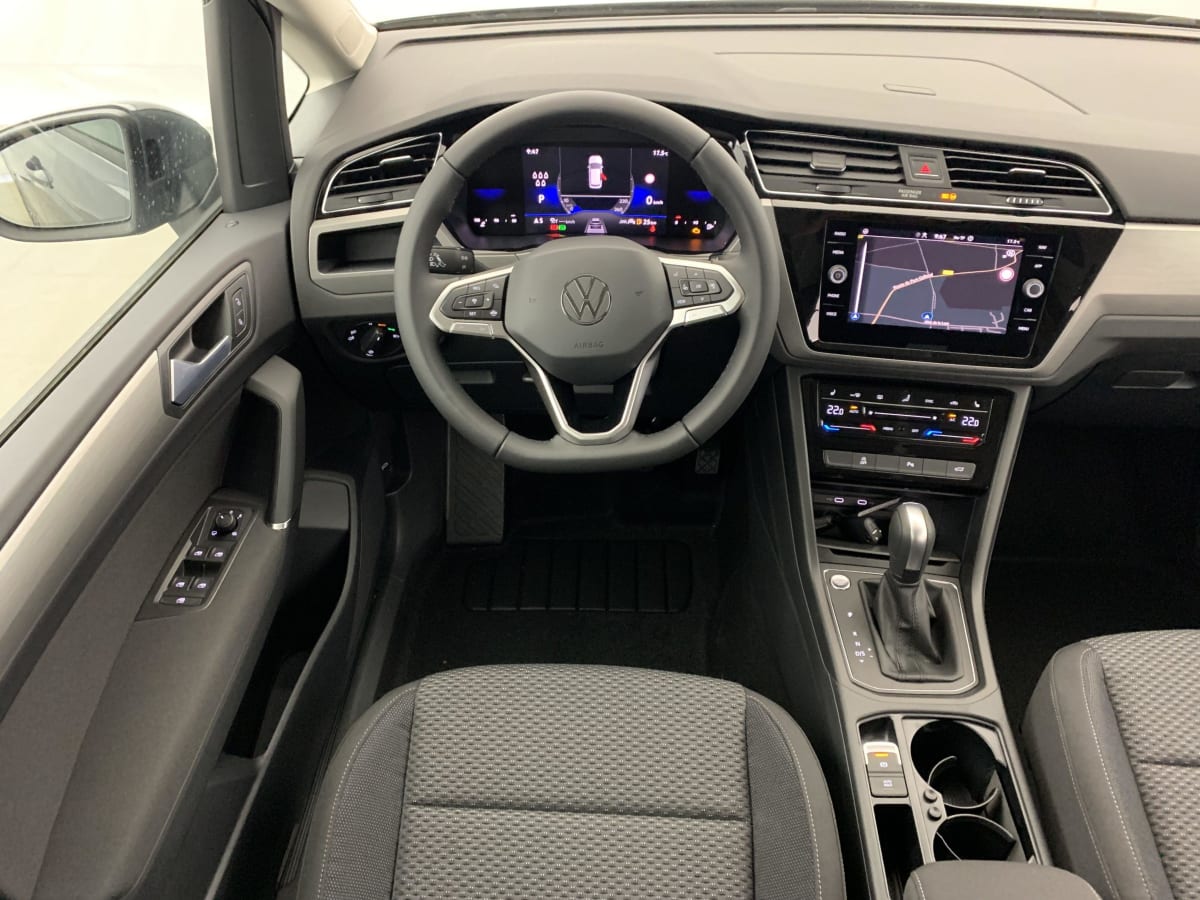 VOLKSWAGEN TOURAN 1.5 TSI EVO 150 DSG7 7pl VW Edition