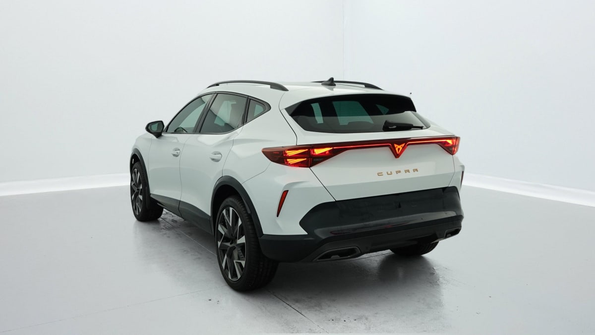 CUPRA FORMENTOR 1.5 ETSI HYBRID 150 CH DSG7 V