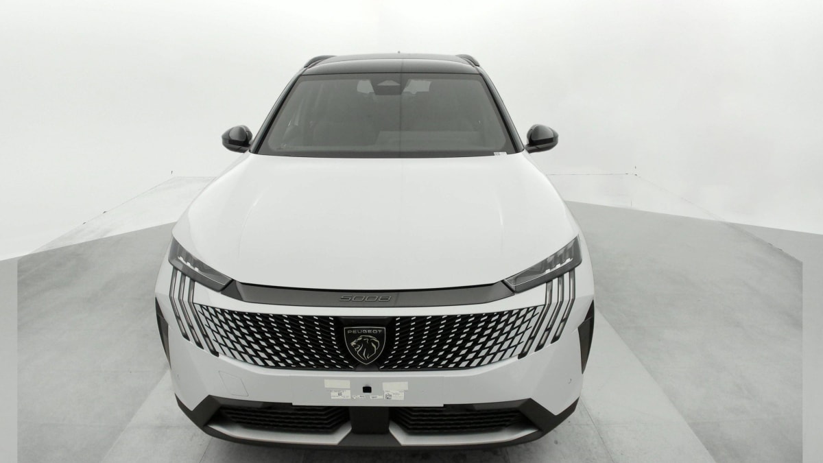 PEUGEOT 5008  HYBRID 136 E-DCS6 GT