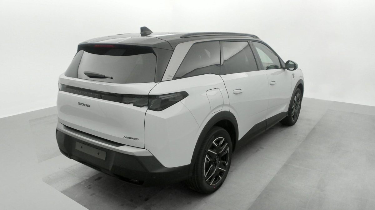 PEUGEOT 5008  HYBRID 136 E-DCS6 GT