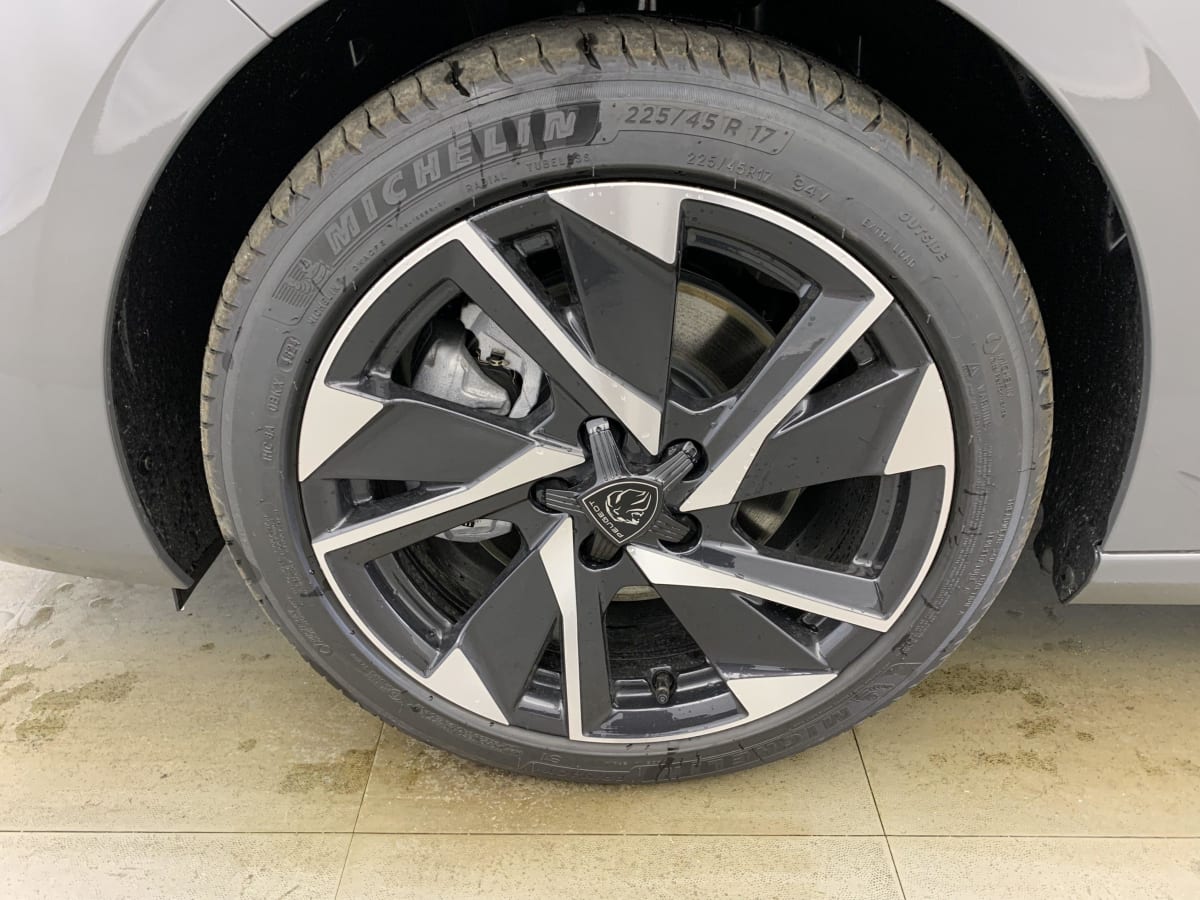 PEUGEOT 308 BlueHDi 130ch S S EAT8 Allure + Pack Access