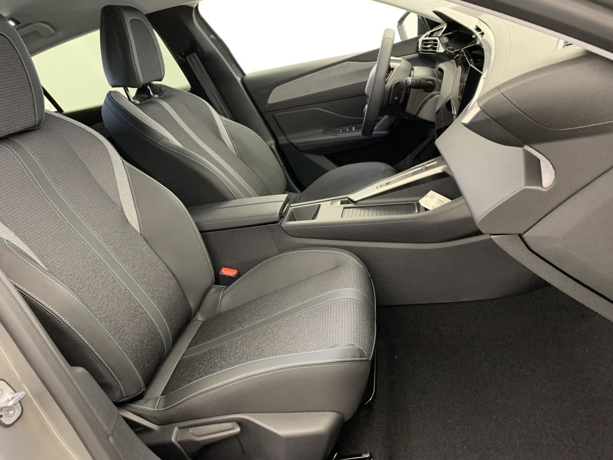 PEUGEOT 308 BlueHDi 130ch S S EAT8 Allure + Pack Access