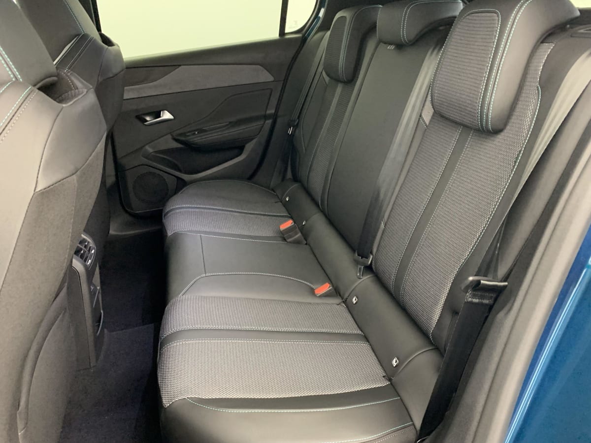 PEUGEOT 308 BlueHDi 130ch S S EAT8 Allure + Pack Access