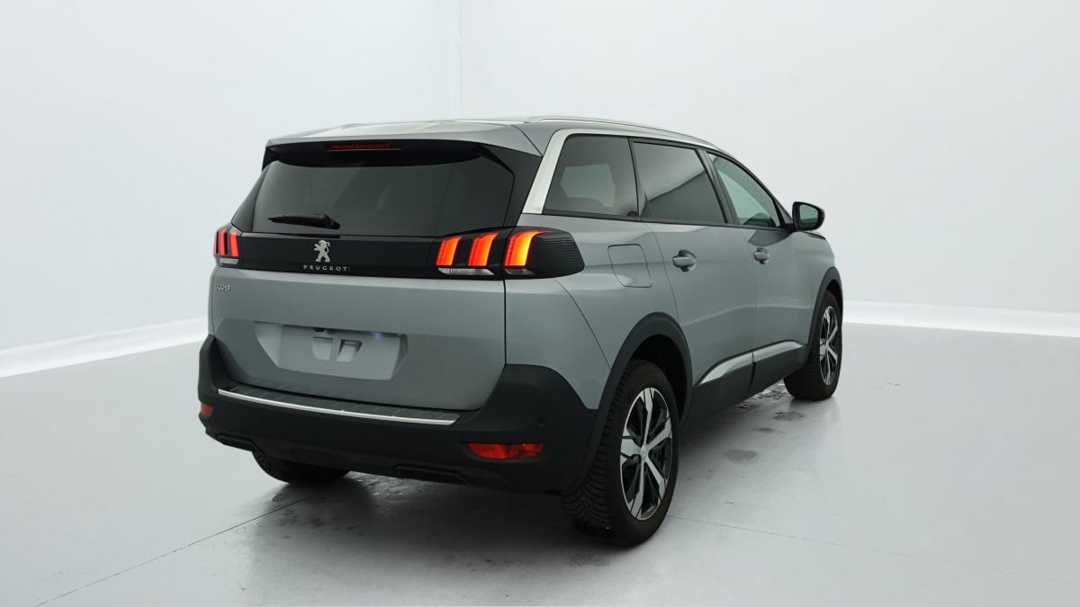 PEUGEOT 5008 PureTech 130ch S S EAT8 Allure Pack