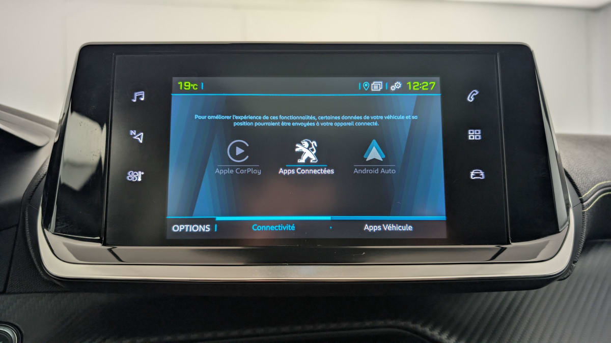 PEUGEOT 2008 ELECTRIQUE 136 ch GT