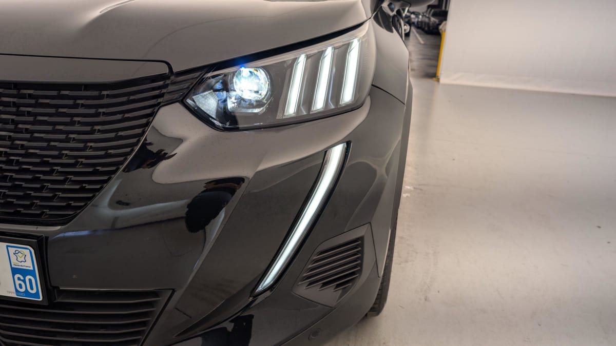 PEUGEOT 2008 ELECTRIQUE 136 ch GT