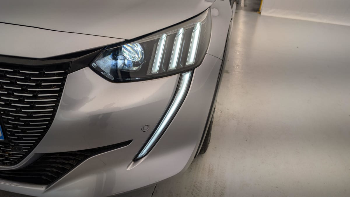 PEUGEOT 208 ELECTRIQUE 50 KWH 136CH GT + Pack Drive Assist Plus + ADML
