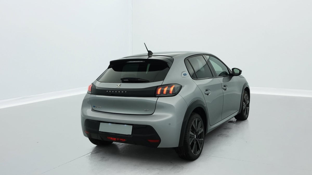 PEUGEOT 208 ELECTRIQUE 50 KWH 136CH GT + Pack Drive Assist Plus + ADML