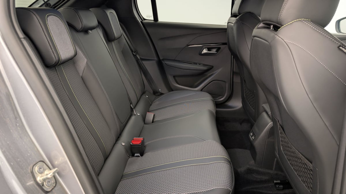 PEUGEOT 208 ELECTRIQUE 50 KWH 136CH GT + Pack Drive Assist Plus + ADML