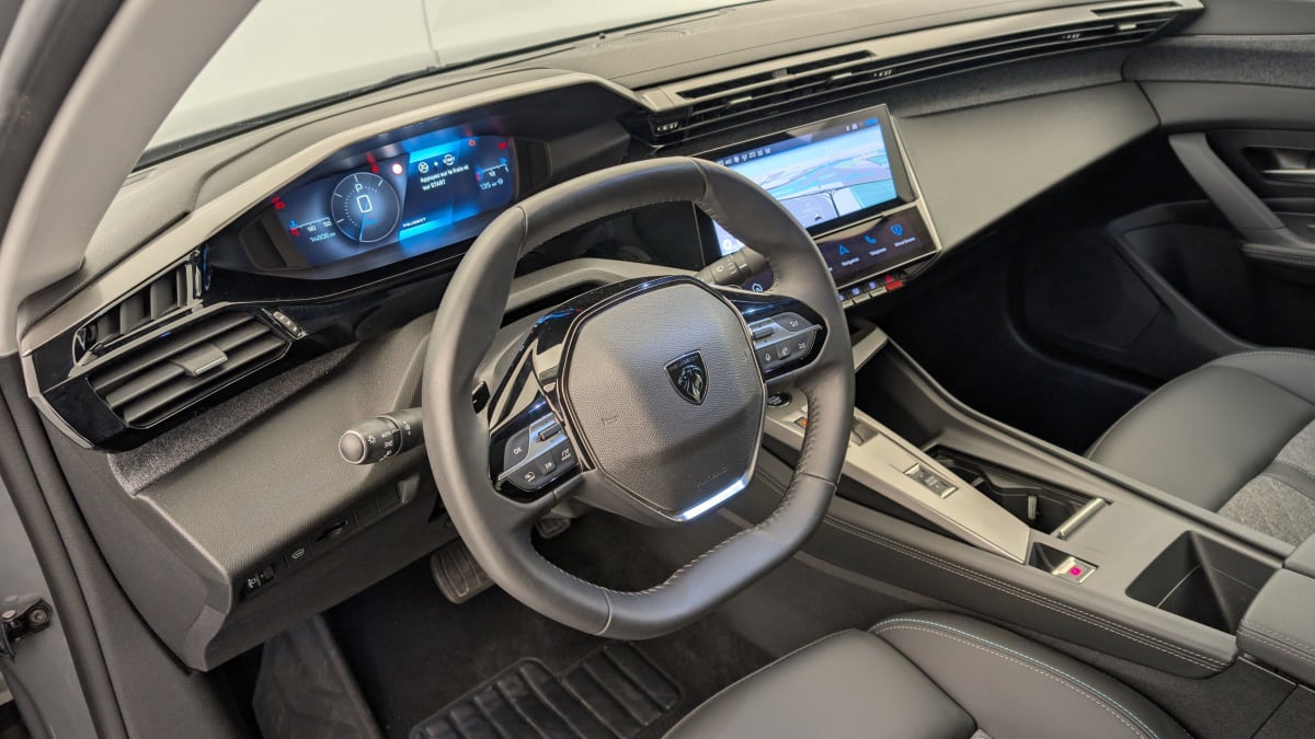 PEUGEOT 408 PureTech 130 ch S S EAT8 Allure