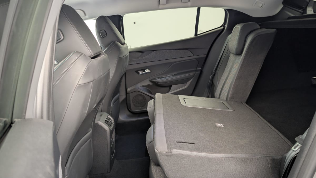 PEUGEOT 408 PureTech 130 ch S S EAT8 Allure