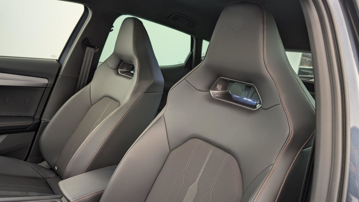 CUPRA FORMENTOR 1.4 E-HYBRID 245 CH DSG6 VZ