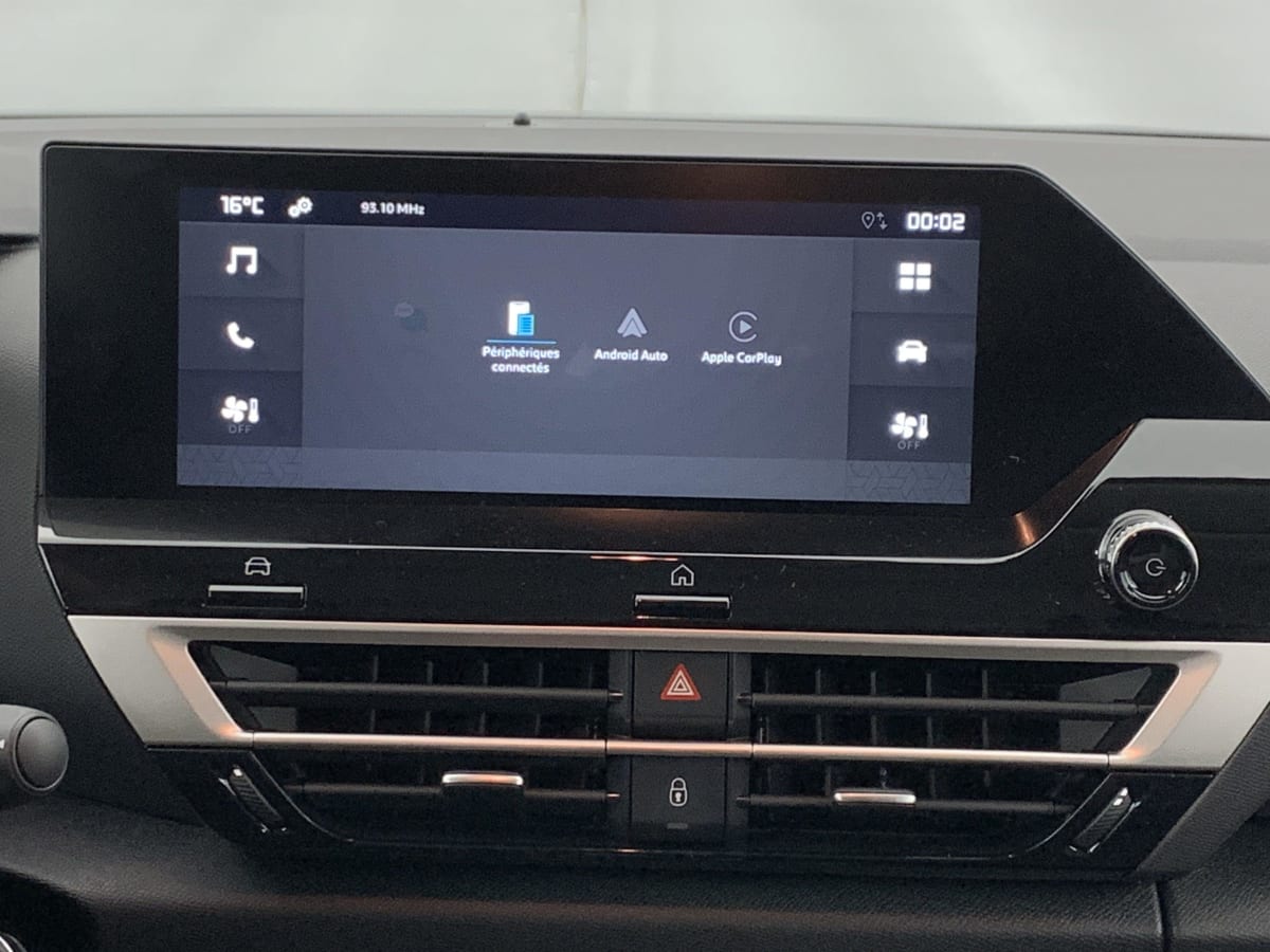 CITROEN C4  HYBRIDE 136 E-DCS6 PLUS