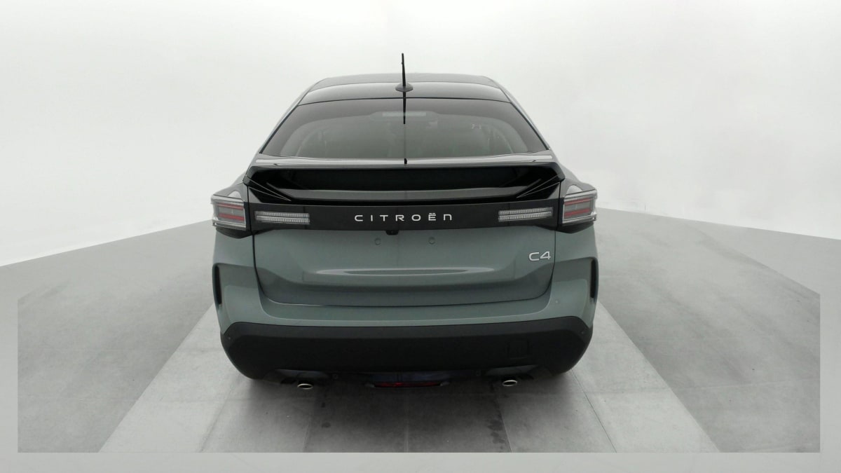 CITROEN C4  HYBRIDE 136 E-DCS6 PLUS