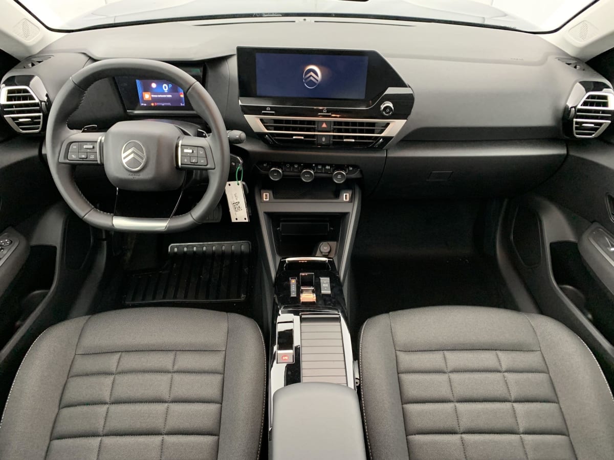 CITROEN C4  HYBRIDE 136 E-DCS6 PLUS