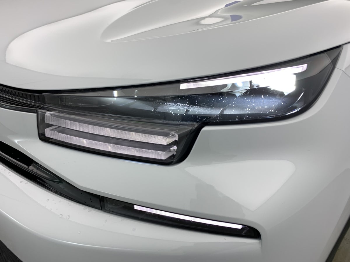 CITROEN C4  HYBRIDE 136 E-DCS6 PLUS