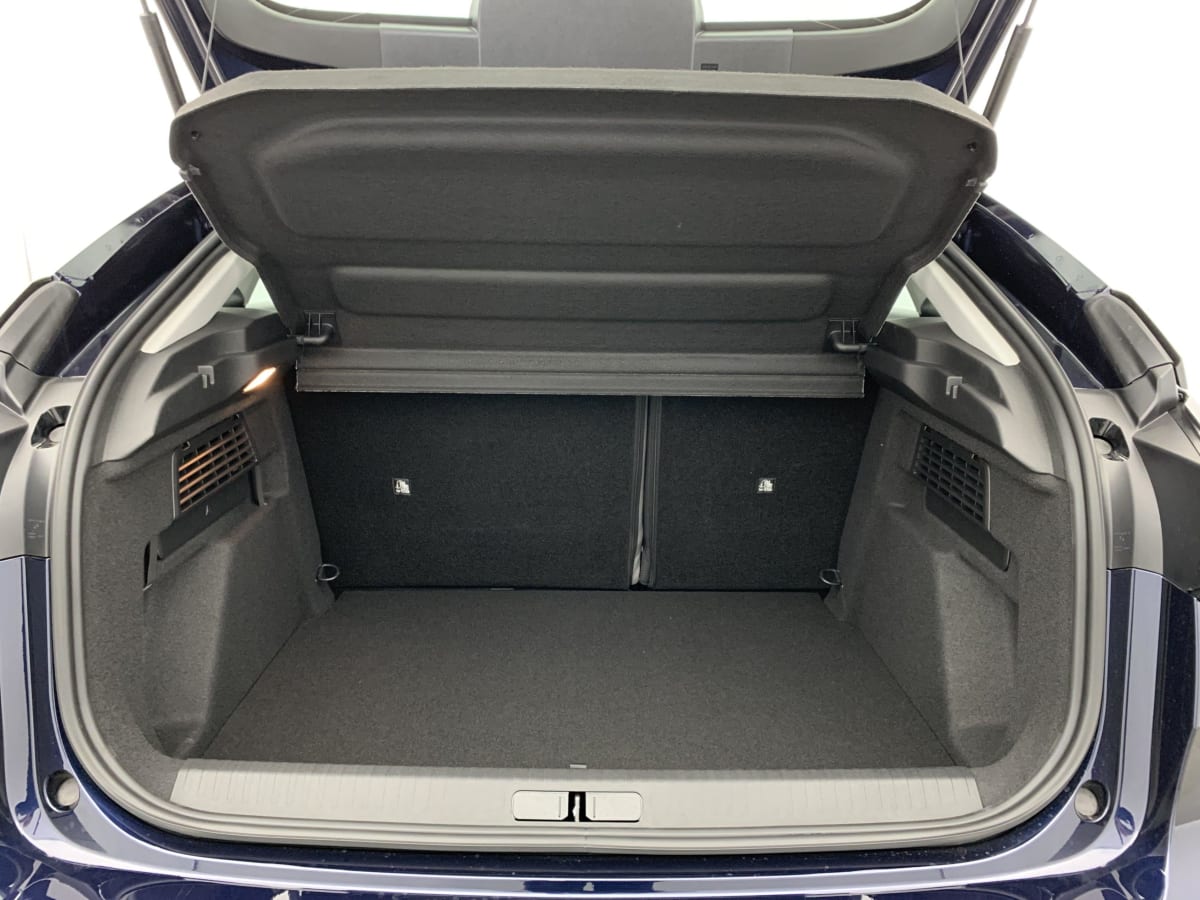 CITROEN C4  HYBRIDE 136 E-DCS6 PLUS