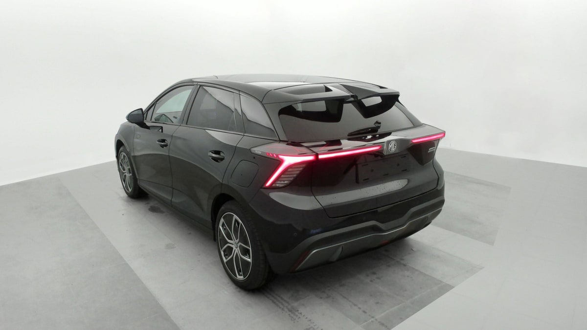 MG MG4 ELECTRIC 64KWH - 150 KW 2WD LUXURY